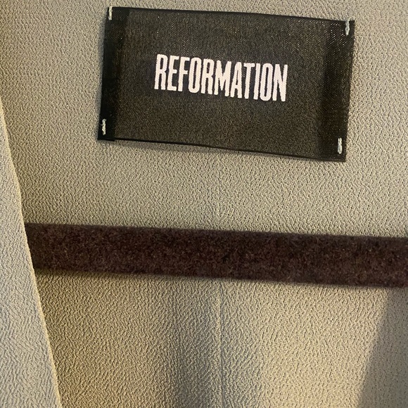 Reformation Women’s Light Green Wrap Midi length gorgeous dress! Small Petite - Picture 5 of 5